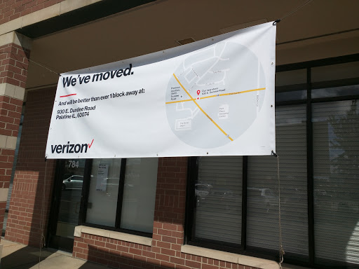 Cell Phone Store «Verizon», reviews and photos, 784 E Dundee Rd, Palatine, IL 60074, USA
