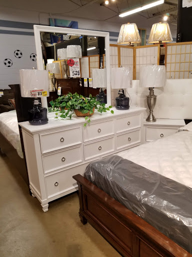 Furniture Store «Total Furniture Warehouse», reviews and photos, 8400 75th St, Kenosha, WI 53142, USA