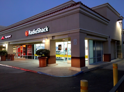 RadioShack, 50-F Peninsula Center, Rolling Hills Estates, CA 90274, USA, 