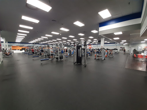 Health Club «Crunch - Oakland Park», reviews and photos, 3500 N Andrews Ave, Oakland Park, FL 33309, USA
