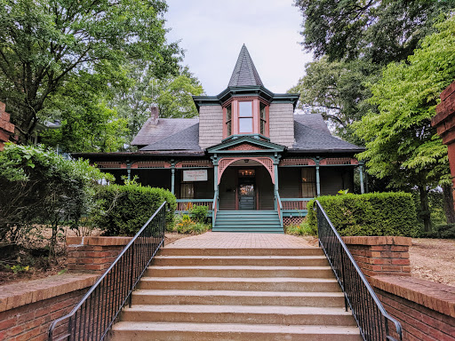 Hammonds House Museum