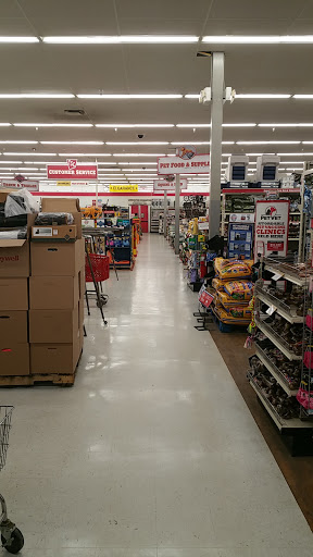 Home Improvement Store «Tractor Supply Co.», reviews and photos, 4377 Genesee Valley Plaza Rd, Geneseo, NY 14454, USA