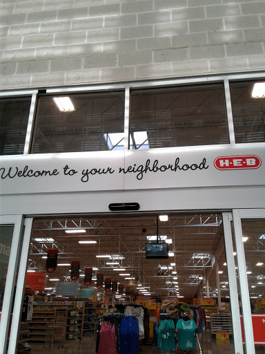 Grocery Store «H-E-B plus!», reviews and photos, 420 W Bandera Rd, Boerne, TX 78006, USA