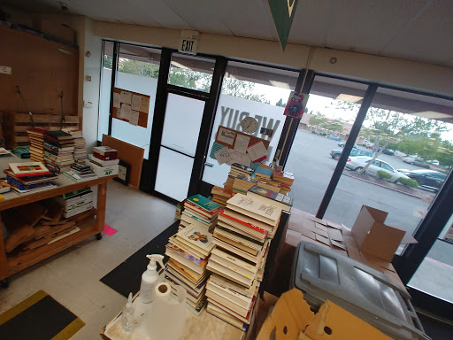 Book Store «Half Price Books», reviews and photos, 1321 SE Everett Mall Way, Everett, WA 98208, USA