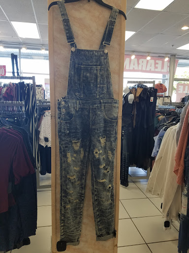 Shopping Mall «Collegetown Shopping Center», reviews and photos, 731 Delsea Dr, Glassboro, NJ 08028, USA