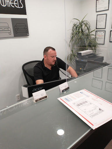 Used Car Dealer «Motors On Wheels», reviews and photos, 3909 Waldo St, Houston, TX 77063, USA