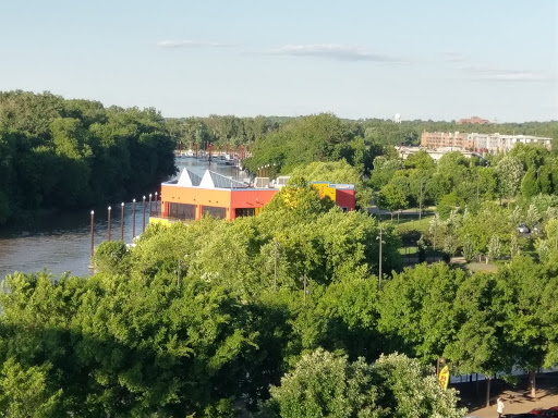 Park «Louisville Waterfront Park (Great Lawn, Harbor Lawn, Festival Plaza)», reviews and photos, 231 Witherspoon St, Louisville, KY 40202, USA