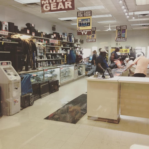 Pawn Shop «Chicago Pawners & Jewelers», reviews and photos, 2405 W Madison St, Chicago, IL 60612, USA