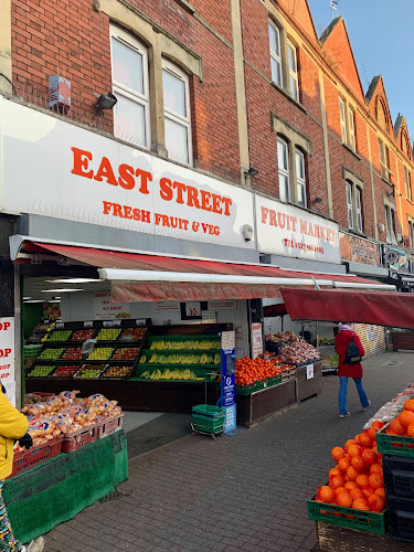East St Fruit Market