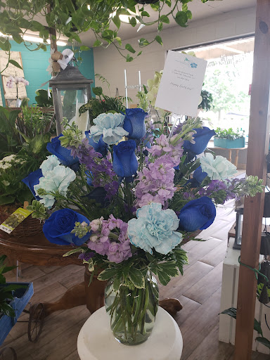Florist «Blissful Blooms Floral», reviews and photos, 17 East Ave, Monroe, OH 45050, USA