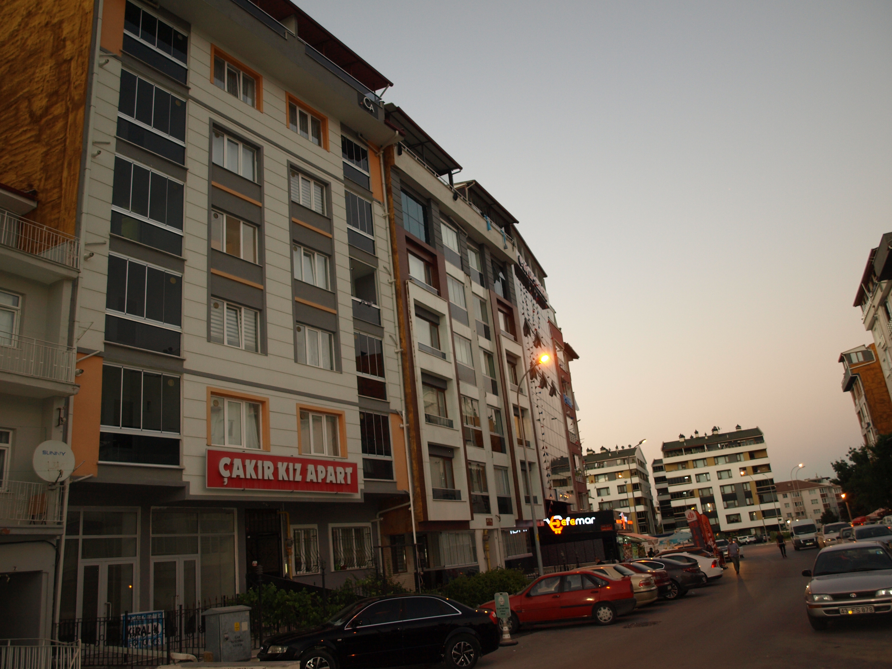 Picture of a place: Kütahya Çakır Kız Öğrenci Apartı