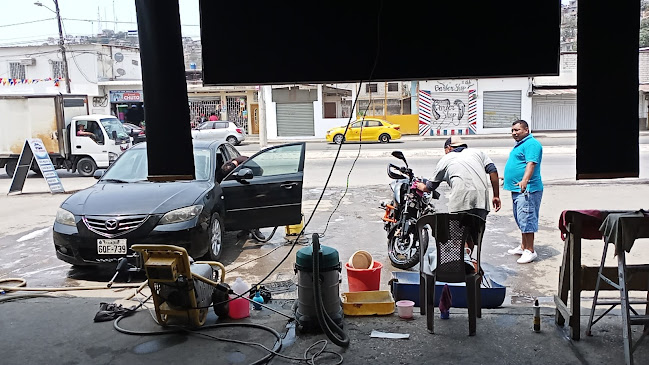 Opiniones de Lavadora Lubricadora 3 HERMANOS en Durán - Servicio de lavado de coches