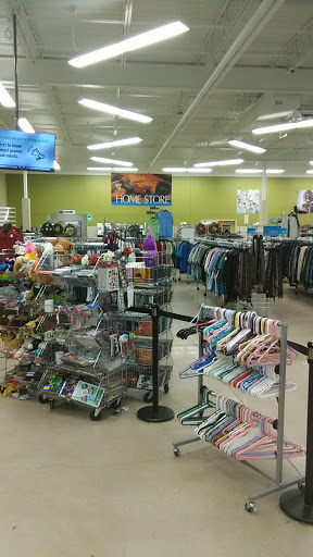 Thrift Store «Goodwill Store & Donation Center», reviews and photos, 420 W Army Trail Rd, Bloomingdale, IL 60108, USA