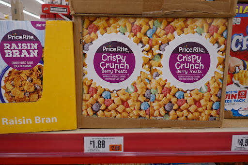 Grocery Store «Save-A-Lot», reviews and photos, 650 American Legion Hwy, Roslindale, MA 02131, USA