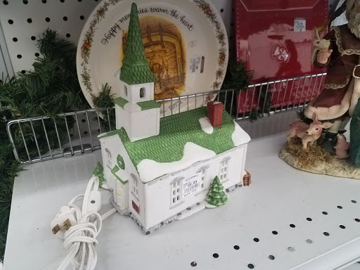 Thrift Store «Goodwill», reviews and photos