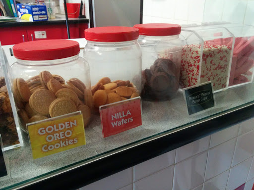 Ice Cream Shop «Cold Stone Creamery», reviews and photos, 4247 Atlantic Ave, Long Beach, CA 90807, USA