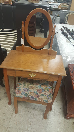 Shopping Mall «Old National Discount Mall», reviews and photos, 2660 Godby Rd, College Park, GA 30349, USA