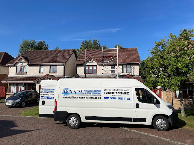 Comments and reviews of Lothian Pressure Washing & Roof Cleaning (West Lothian)