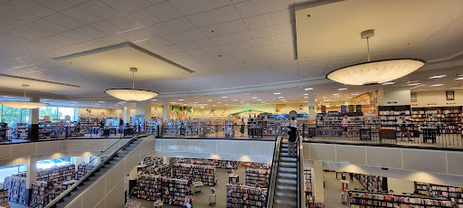 Book Store «Barnes & Noble», reviews and photos, 301 NE Northgate Way, Seattle, WA 98125, USA