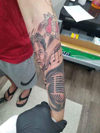 Explore hunting tattoo ideas for men, creative tattoo ideas in Sioux City, available at Thorn-Side Tattoo & Piercing
