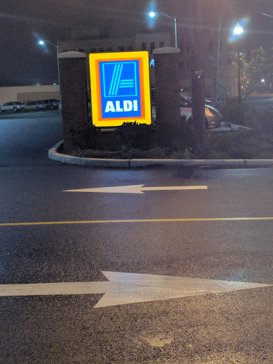 Grocery Store «Aldi Food Market», reviews and photos, 496 Main St, Hackensack, NJ 07601, USA