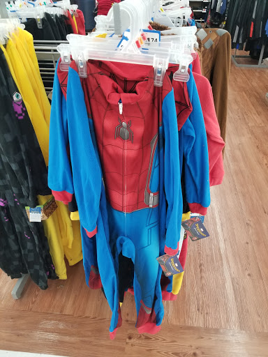 Discount Store «Walmart», reviews and photos, 1180 Fall River Ave, Seekonk, MA 02771, USA