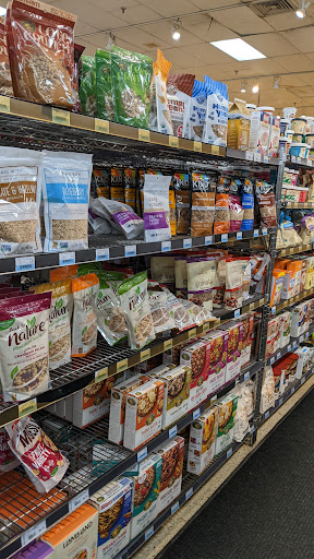 Grocery Store «Horrocks Market», reviews and photos, 4455 Breton Rd SE, Kentwood, MI 49508, USA