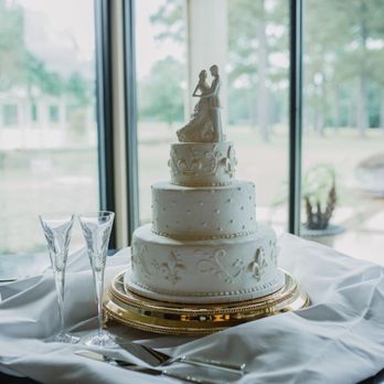 Bakery «Mandeville Bake Shop», reviews and photos, 2203 Florida St, Mandeville, LA 70448, USA