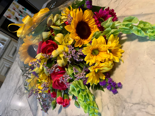 Florist «Brierley Johnson Florist», reviews and photos, 87 High Rd, Kensington, CT 06037, USA