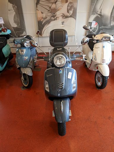 Motor Scooter Dealer «Metro Scooter», reviews and photos, 3716 Montgomery Rd, Cincinnati, OH 45207, USA