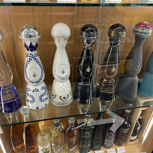 Liquor Store «Royal Liquors», reviews and photos, 3144 Williams Rd, San Jose, CA 95117, USA