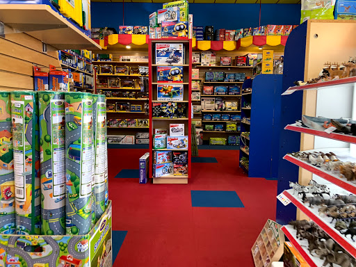 Game Store «Toys & Co. - Friendly Center», reviews and photos, 3110 Northline Ave, Greensboro, NC 27408, USA