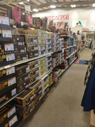 Farm Equipment Supplier «Tarwater Farm & Home Supply», reviews and photos, 4107 NW Topeka Blvd, Topeka, KS 66617, USA