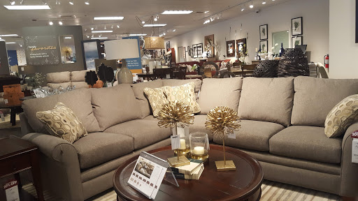 Furniture Store «La-Z-Boy Furniture Galleries», reviews and photos, 8901 E County Line Rd, Centennial, CO 80112, USA
