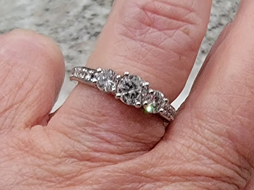 Jeweler «Moses Jewelers», reviews and photos, 19141 Stone Oak Pkwy, San Antonio, TX 78258, USA