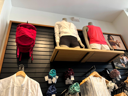 Sportswear Store «lululemon», reviews and photos, 846 Lincoln Rd #1a, Miami Beach, FL 33139, USA