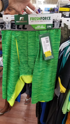 Department Store «Walmart Supercenter», reviews and photos, 109 22nd St, Hondo, TX 78861, USA