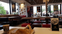 Atmosphère du Restauration rapide McDonald's Belleville à Belleville-en-Beaujolais - n°9