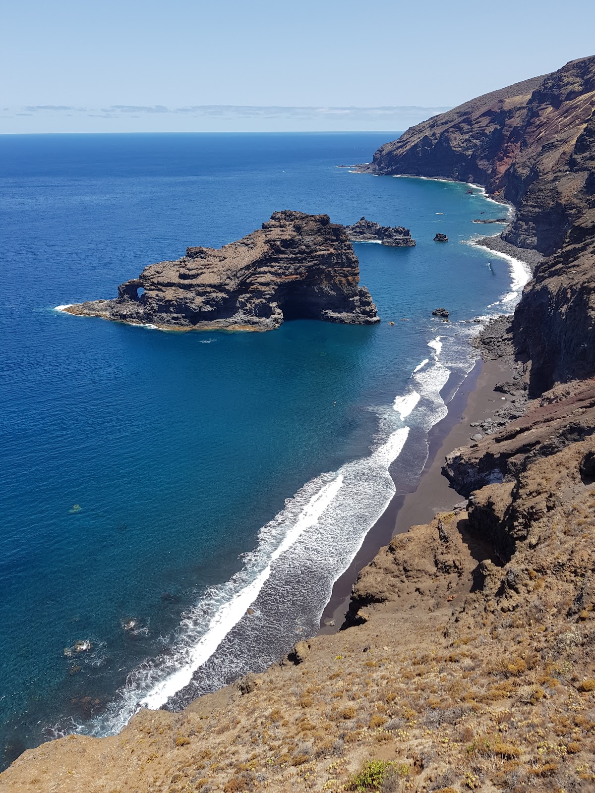 Photo de Playa de Bujaren situé dans une zone naturelle