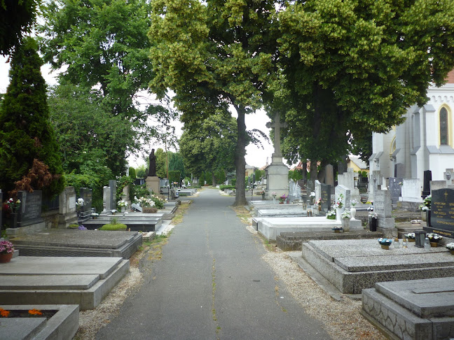 Nyitvatartás: Szent kereszt temető