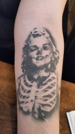 Tattoo Shop «Fat Cat Tattoo», reviews and photos, 460 CA-49, Sutter Creek, CA 95685, USA