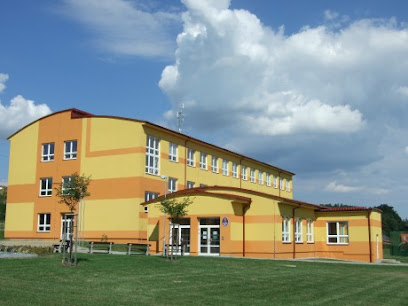 Základní Škola S Mateřskou Školou Tlučná