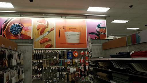 Department Store «Target», reviews and photos, 100 Grand Hill Pl, Holly Springs, NC 27540, USA