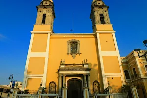 Catedral Basílica Menor de Colima image