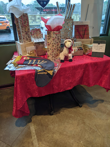 Book Store «FoxTale Book Shoppe», reviews and photos, 105 E Main St, Woodstock, GA 30188, USA