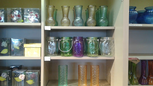 Supermarket «Giant Eagle Supermarket», reviews and photos, 27505 Chardon Rd, Willoughby Hills, OH 44092, USA