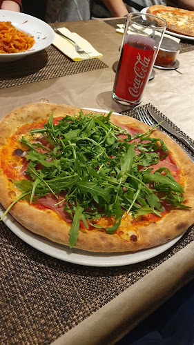 pizzapazza-safenwil.ch