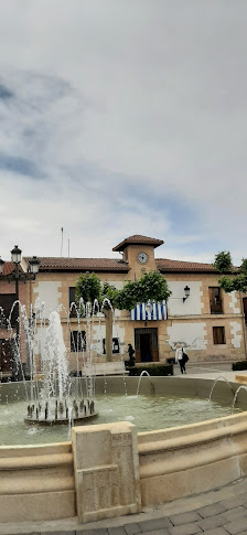 Ayuntamiento de Torrejón del Rey. Pl. Mayor, 1, 19174 Torrejón del Rey, Guadalajara, España