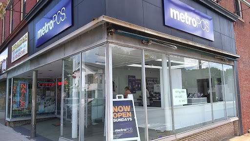 Cell Phone Store «MetroPCS Authorized Dealer», reviews and photos, 1 Main St, Taunton, MA 02780, USA