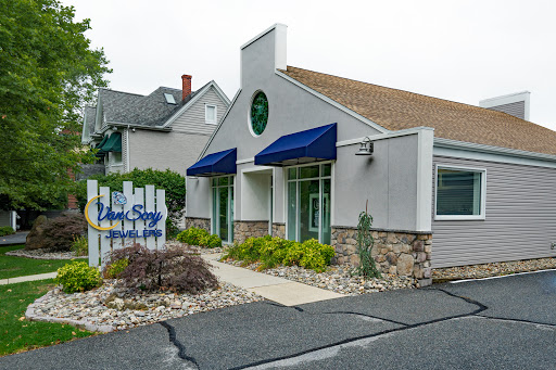 Jewelry Store «Van Scoy Jewelers», reviews and photos, 2733 Paper Mill Rd, Wyomissing, PA 19610, USA